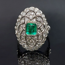 Platinum Emerald & Diamond  Ring | 1.5CTW Emerald