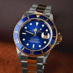 Rolex Submariner 16613 Watch with Rolex Boxes, Time Table, Rolex Pin, Additional Link & Instructions