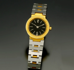 Women's 18k Gold Bulgari Wrist Watch