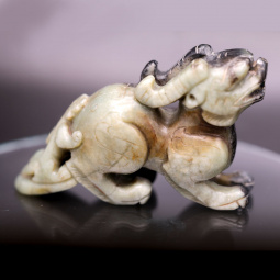 Chinese Pixiu Statue with Baby Pixiu on Tail