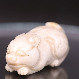 Chinese Nephrite Stone Pig Craved Statue Amulet