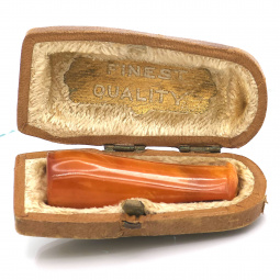 Vintage Amber Cigar Holder in Original Fitted Leather Case –  Classic Tobacciana Collectible