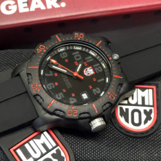 Luminox Ref. 8815 Navy SEAL 20th Anniversary Wristwatch – Full Set | New Old Stock