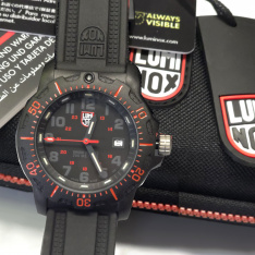 Luminox Ref. 8815 Navy SEAL 20th Anniversary Wristwatch – Full Set | New Old Stock