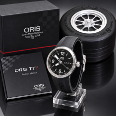 Oris TT1 Day Date Automatic Wristwatch Ref. 7651-14 c.2010 | Complete Motorsport Set