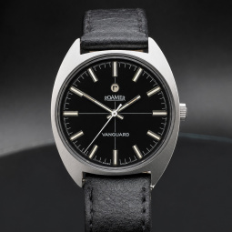 Vintage Roamer Ref. 801.2120.313 Automatic Wristwatch c.1970s | Black Dial | 17 Jewel | 34mm