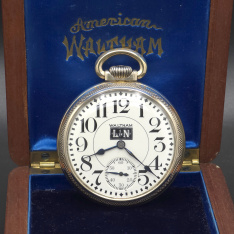 Waltham Vanguard 23 Jewel L&N Railroad Pocket Watch c.1942 | With Box