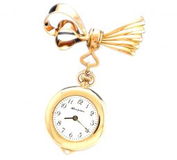 Nouveau Hampden Molly Stark Pendant Watch CA1900s