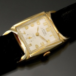 Lathin Swiss Watch | Classic Rectangular CA1940s