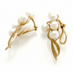 14K Yellow Gold 6mm Cultured 5 Pearl Cluster Earrings (Clip-on)