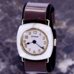 Womans Vintage Mother of Pearl Case Le Marne Wristwatch CA1930s